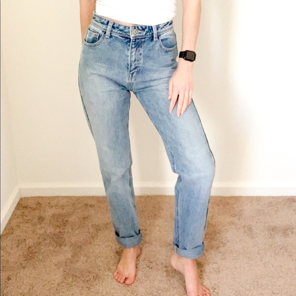 ZARA light wash boyfriend jeans